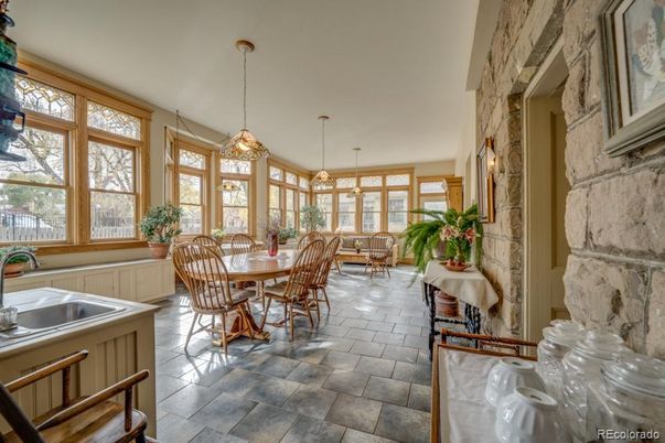 Dining room, Interior, Pendant Lights