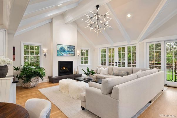 Fireplace, Interior, Living room, Pendant Lights, Recessed Lighting, Wood Texture Flooring