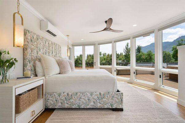 Bedroom, Interior, Pendant Lights, Recessed Lighting, Wood Texture Flooring