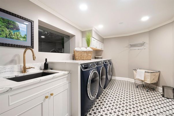 Interior, Recessed Lighting, Washer