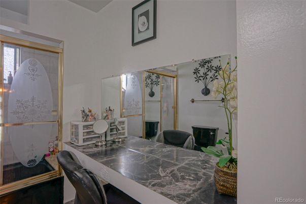 Dining room, Interior