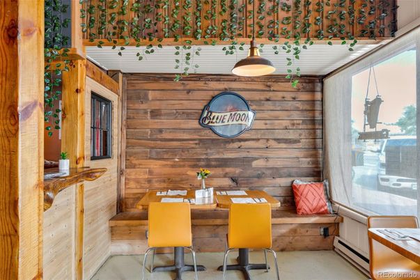 Interior, Pendant Lights, Wooden Walls