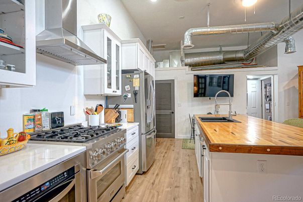 Interior, Kitchen, Recessed Lighting, Wood Texture Flooring