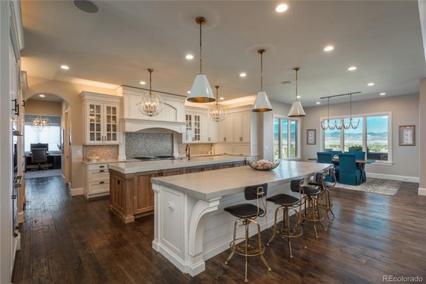 Chandelier, Dining room, Interior, Kitchen, Pendant Lights, Recessed Lighting, Wood Texture Flooring