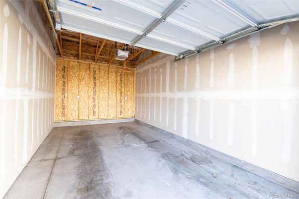 Garage, Interior, Wooden Walls