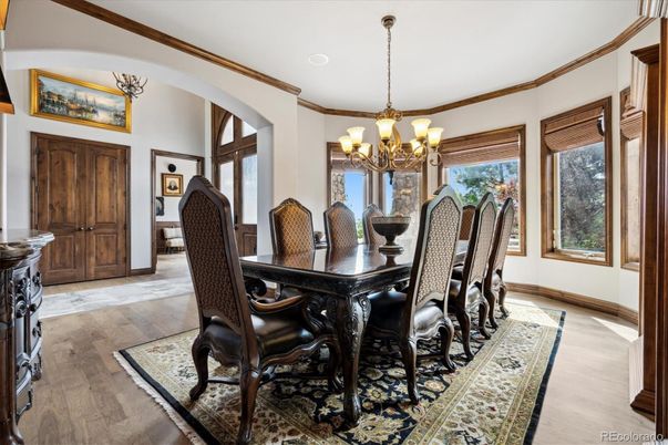 Chandelier, Dining room, Interior, Recessed Lighting, Wood Texture Flooring