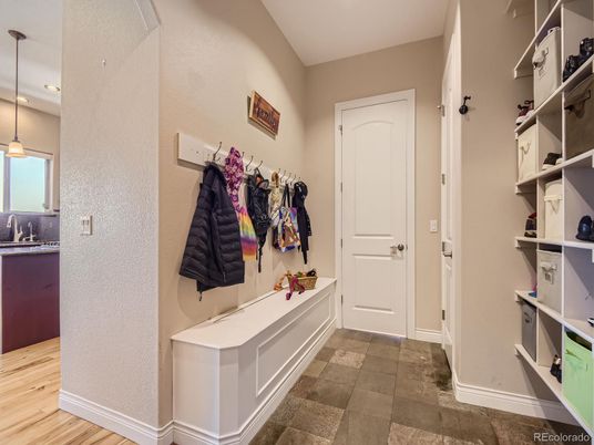 Interior, Pendant Lights, Recessed Lighting, Walk-in Closets