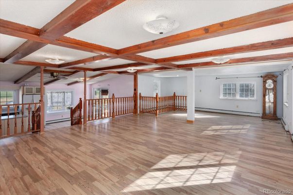 Empty room, Interior, Wooden Beams, Wood Texture Flooring