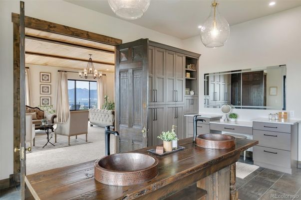 Chandelier, Interior, Living room, Pendant Lights, Recessed Lighting, Wood Texture Flooring