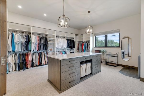 Interior, Pendant Lights, Recessed Lighting, Walk-in Closets