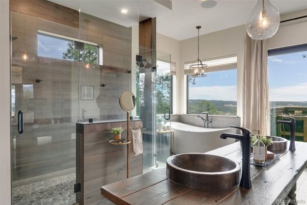 Bathroom, Free Standing Baths, Glass Shower, Interior, Pendant Lights, Recessed Lighting