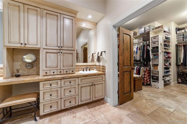 Interior, Recessed Lighting, Walk-in Closets