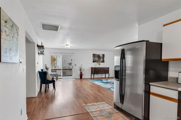 Dining room, Interior, Kitchen, Stainless Steel Appliances, Wood Texture Flooring