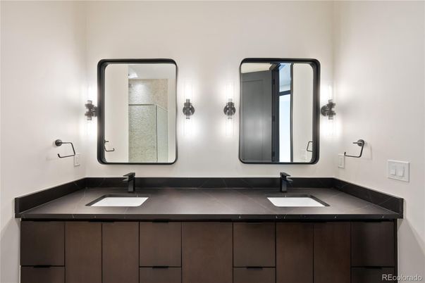 Bathroom, Dual Sink Vanities, Interior