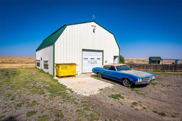 Detached Garage, Exterior