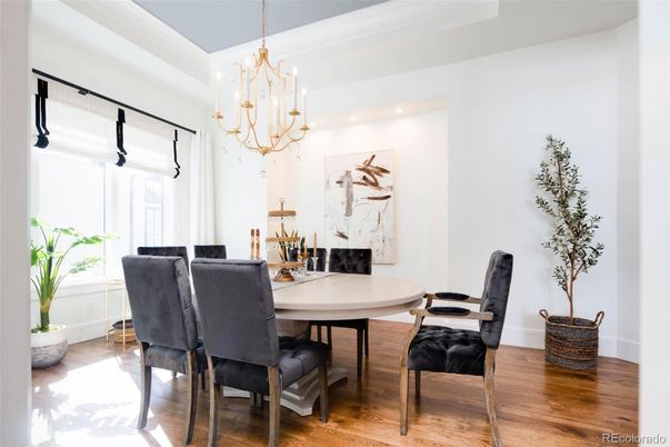 Chandelier, Dining room, Interior, Recessed Lighting, Wood Texture Flooring