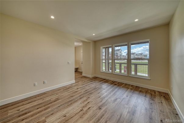 Empty room, Interior, Recessed Lighting, Wood Texture Flooring