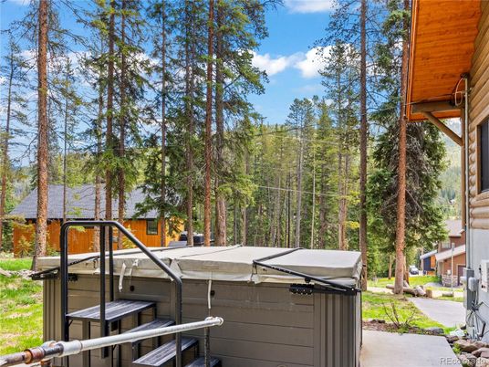 Exterior, Hot Tub