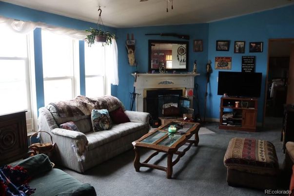 Fireplace, Interior, Living room, Pendant Lights