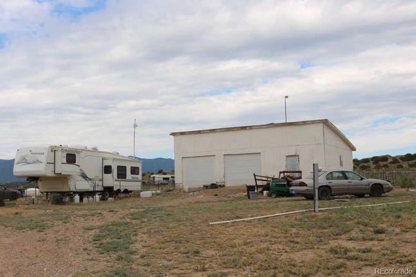 Backyard, Detached Garage, Exterior