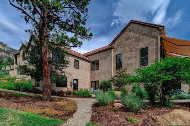 Backyard, Exterior, Facade, Mediterranean