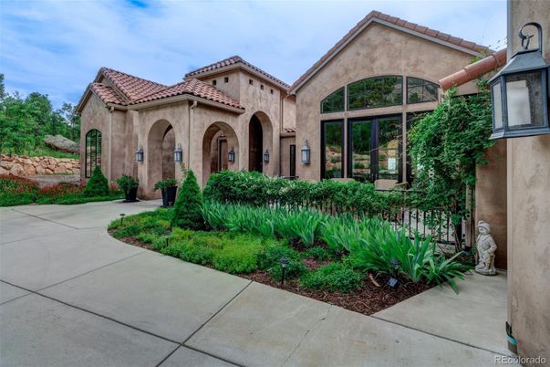 Backyard, Exterior, Facade, Mediterranean