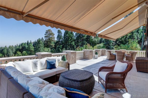 Exterior, Hot Tub