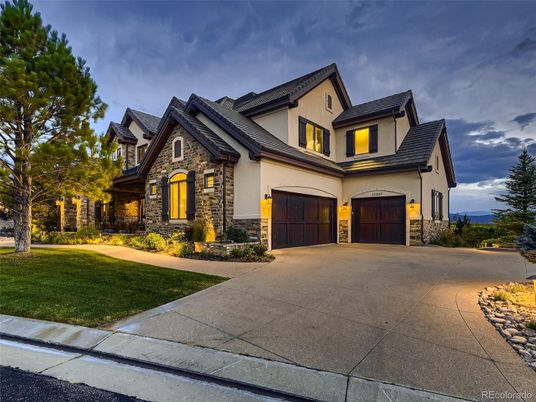 Attached, Exterior, Facade, Mediterranean