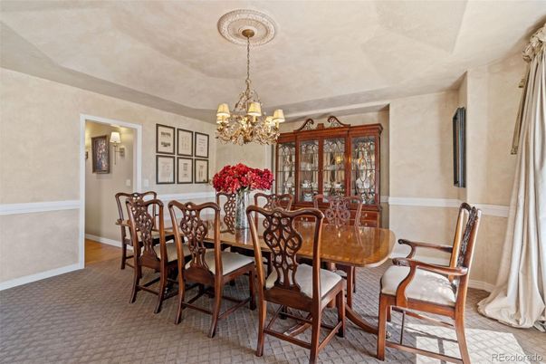 Chandelier, Dining room, Interior