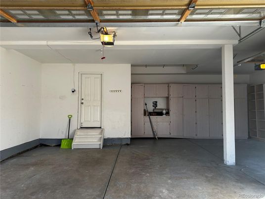Garage, Interior