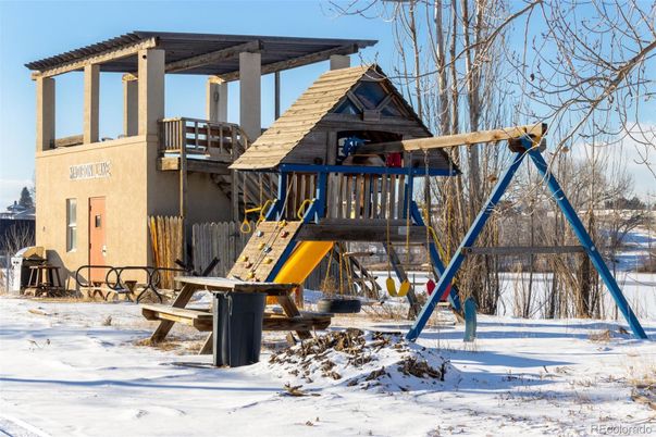 Backyard, Exterior, Playground