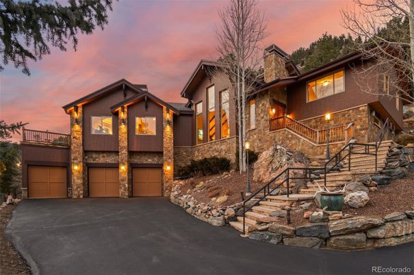 Attached, Exterior, Facade, Modern