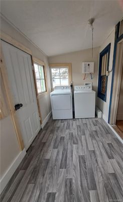 Interior, Pendant Lights, Washer, Wood Texture Flooring