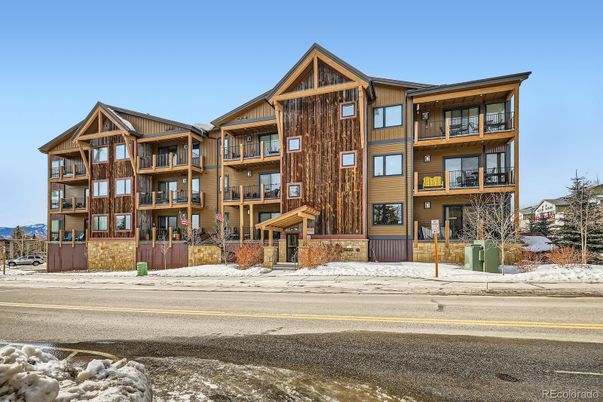 Exterior, Facade, Condo Building