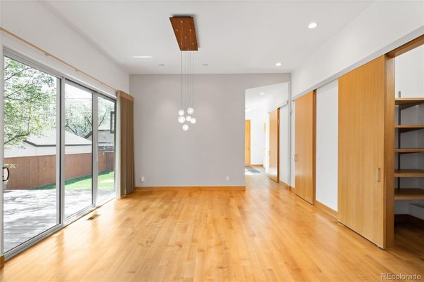 Empty room, Interior, Pendant Lights, Recessed Lighting, Wood Texture Flooring