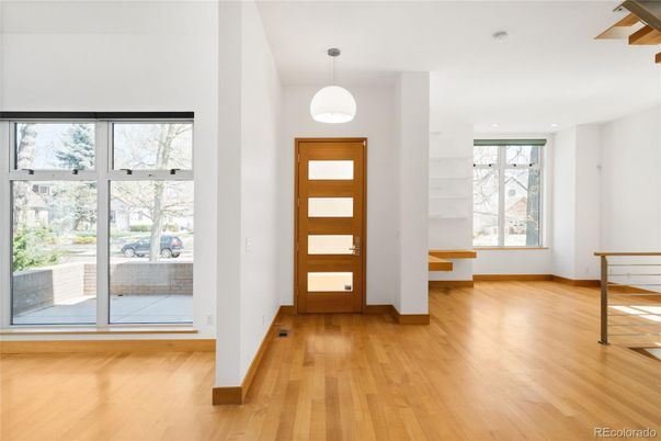 Interior, Pendant Lights, Wood Texture Flooring