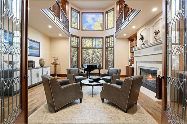Fireplace, Interior, Living room, Piano, Recessed Lighting, Wood Texture Flooring
