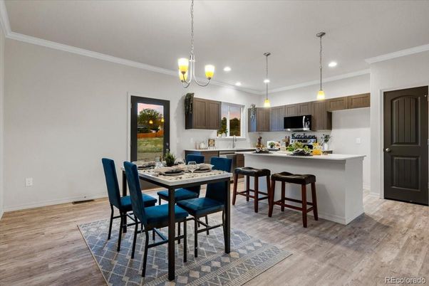 Dining room, Interior, Kitchen, Pendant Lights, Recessed Lighting, Wood Texture Flooring
