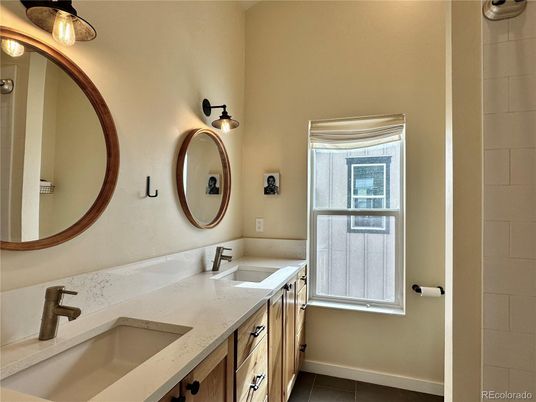 Bathroom, Dual Sink Vanities, Interior