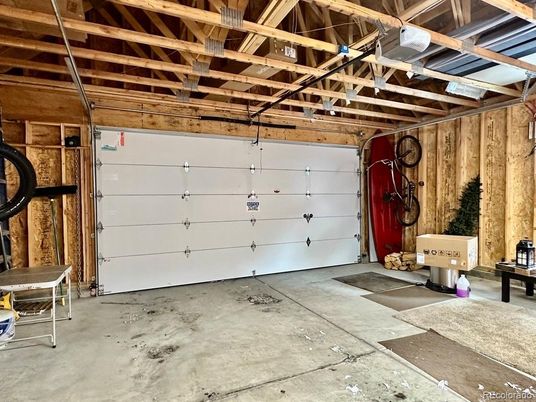 Garage, Interior, Wooden Beams