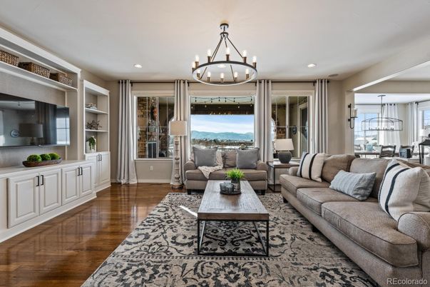 Chandelier, Dining room, Interior, Living room, Recessed Lighting, Wood Texture Flooring