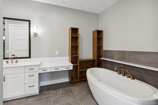 Bathroom, Dual Sink Vanities, Free Standing Baths, Interior