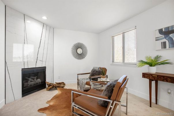 Fireplace, Interior, Recessed Lighting