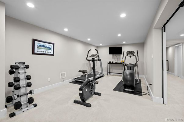 Fitness Equipment, Interior, Recessed Lighting