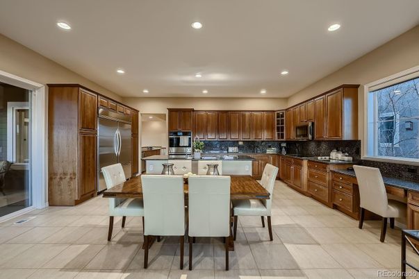 Dining room, Interior, Kitchen, Recessed Lighting, Stainless Steel Appliances