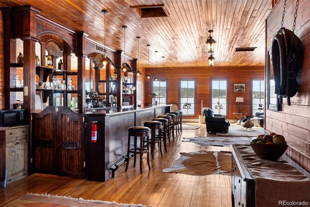 Interior, Pendant Lights, Wooden Ceilings, Wood Texture Flooring