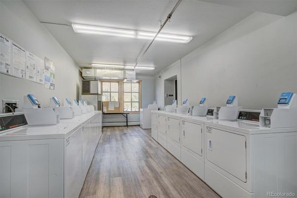 Interior, Washer, Wood Texture Flooring