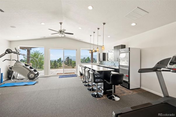 Fitness Equipment, Interior, Pendant Lights, Recessed Lighting