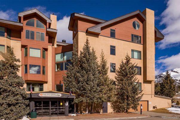 Exterior, Facade, Condo Building