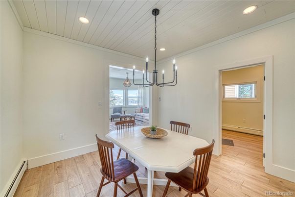 Chandelier, Dining room, Interior, Pendant Lights, Recessed Lighting, Wood Texture Flooring